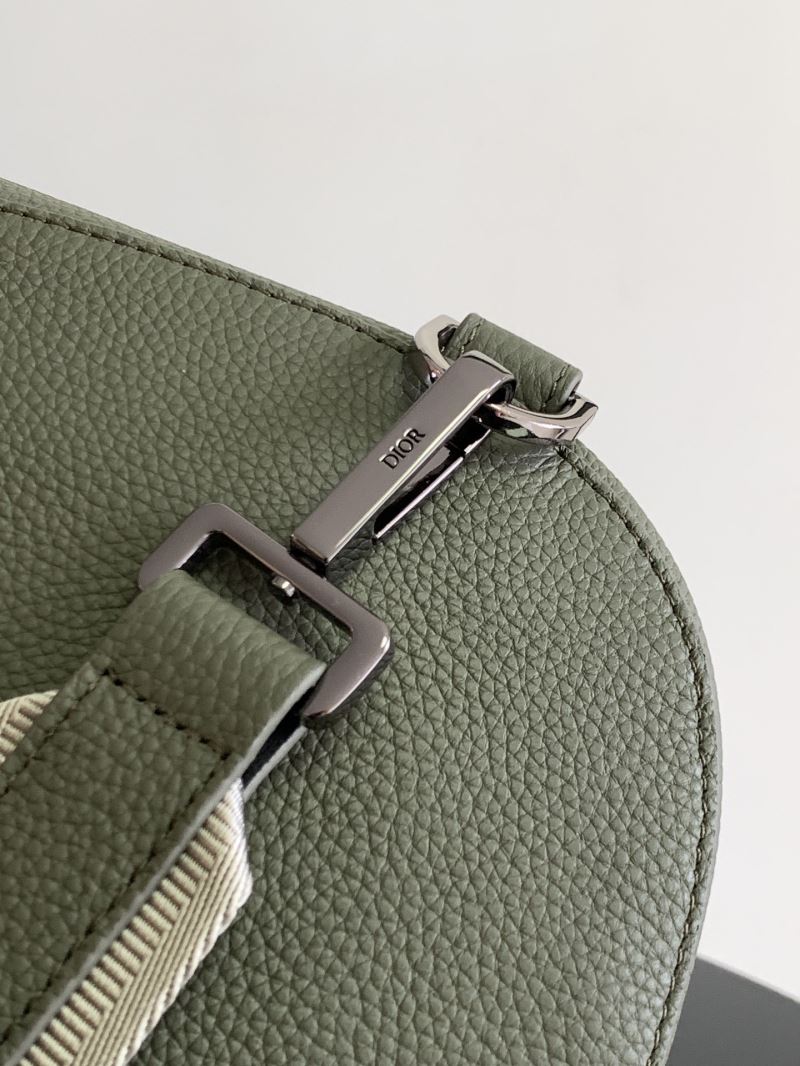 chr1st1an D10r waist chest packs